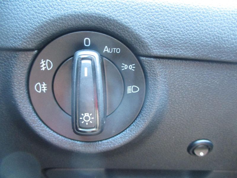 Škoda Octavia 2.0 TDi SCOUT 1.MAJ ČR - fotka 21 z 46