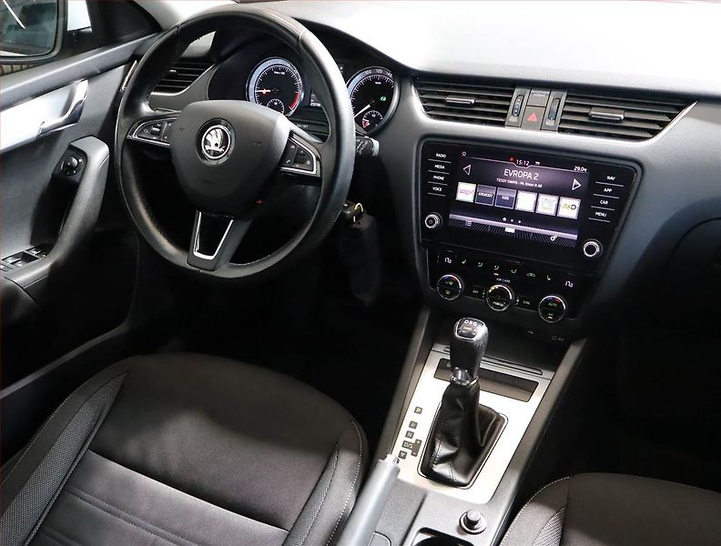 Škoda Octavia (2017) Ambition 2.0 TDI, Automat - fotka 7 z 28