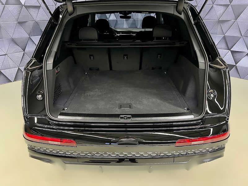 Audi Q7 50TDI QUATTRO S-LINE, EL.TAŽNÉ - fotka 32 z 33