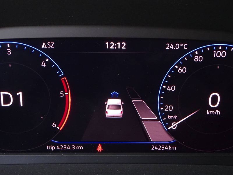Volkswagen Multivan (2023) 2,0TDi/150kW DSG 4x4 Bulli - fotka 9 z 29