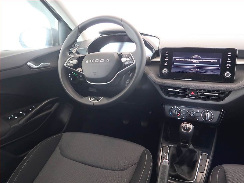 Škoda Octavia (2024) RS 2.0 TSI - fotka 7 z 19