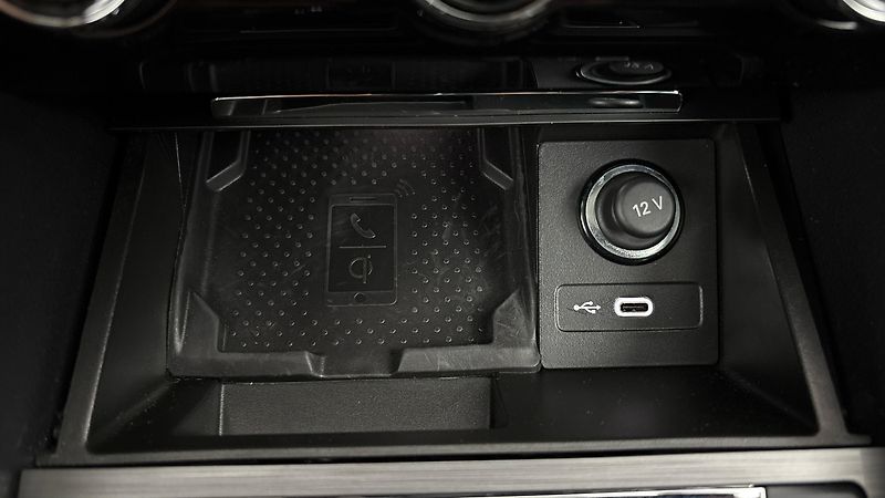 Škoda Superb 2.0 TSI DSG Style - fotka 24 z 31