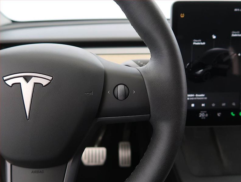 Tesla Model Y (2022) Long Range AWD 79kWh, SoH 91% - fotka 29 z 33