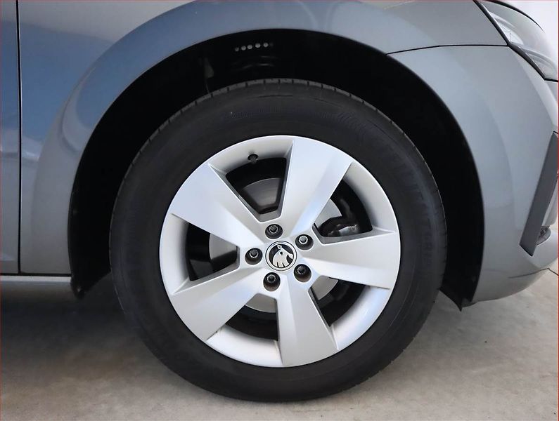 Škoda Scala (2024) Selection 1.0 TSI - fotka 15 z 21