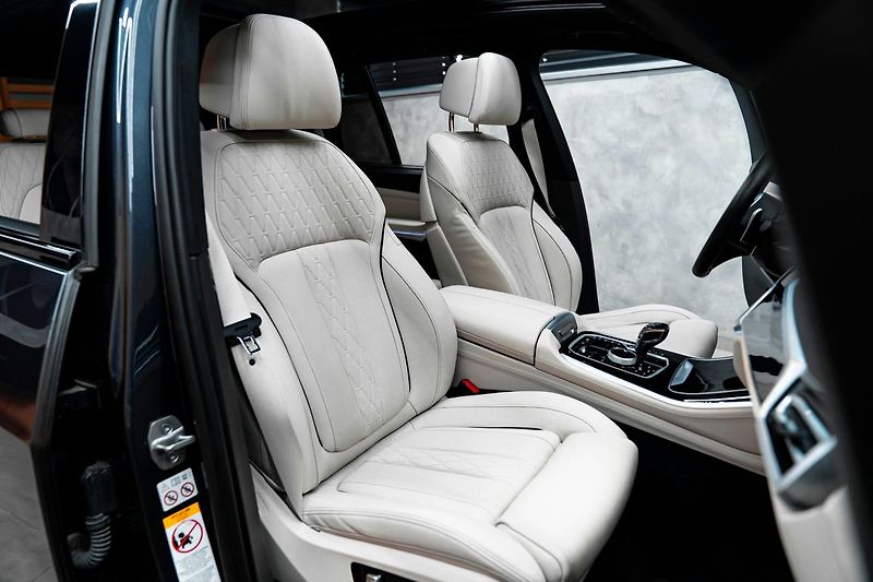 BMW X5 M50d Final edition - fotka 10 z 28