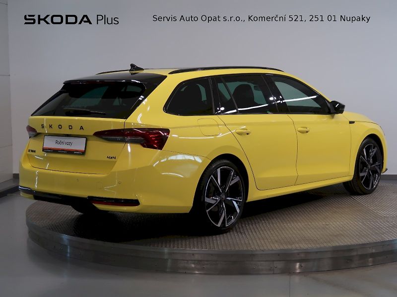 Škoda Octavia (2025) SPORTLINE 2.0TSI 150KW 4x4 DSG - fotka 2 z 44