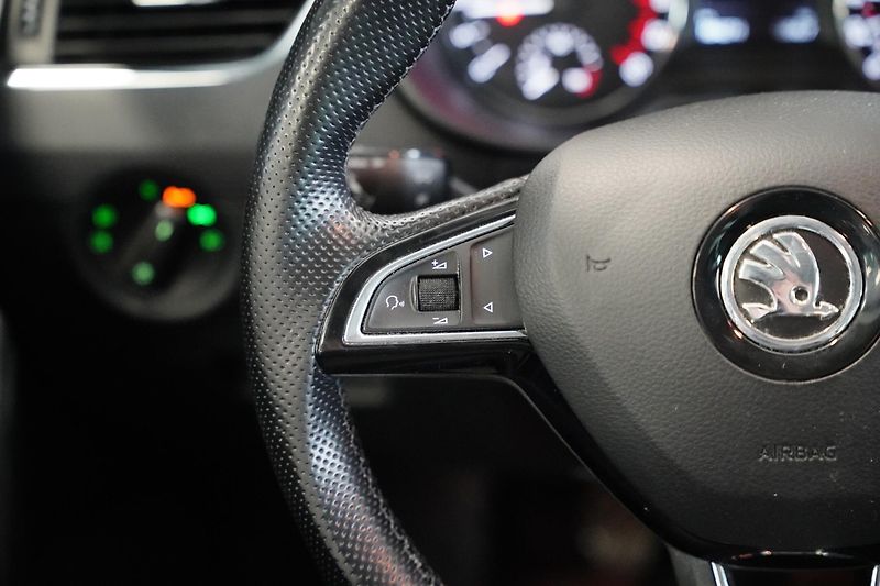 Škoda Octavia - fotka 16 z 26