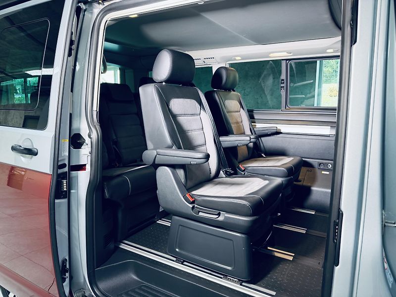 Volkswagen California (2021) 4M*Bulli*Beach*6.1*LED*DSG - fotka 34 z 36