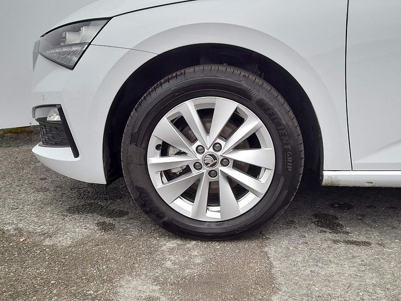 Škoda Scala Fresh 1.0 TSI 81kW 6MP - fotka 10 z 20