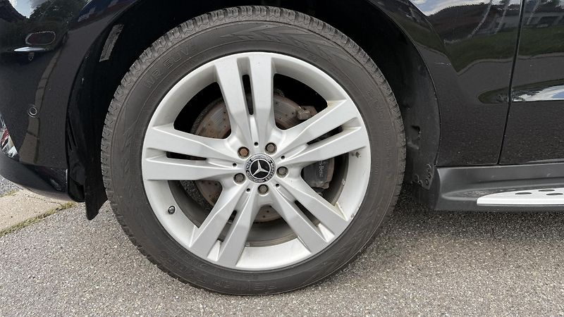 Mercedes-Benz Třídy M (2015) 350 CDI AMG PAKET  - fotka 22 z 27