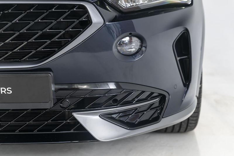 Cupra Formentor - fotka 19 z 39