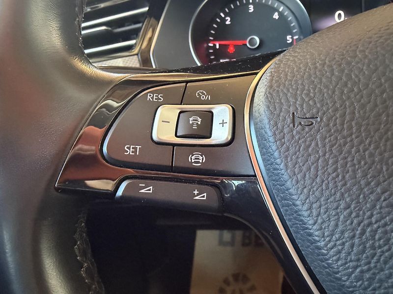 Volkswagen Passat 140kW 4Motion DSG Alltrack - fotka 21 z 31
