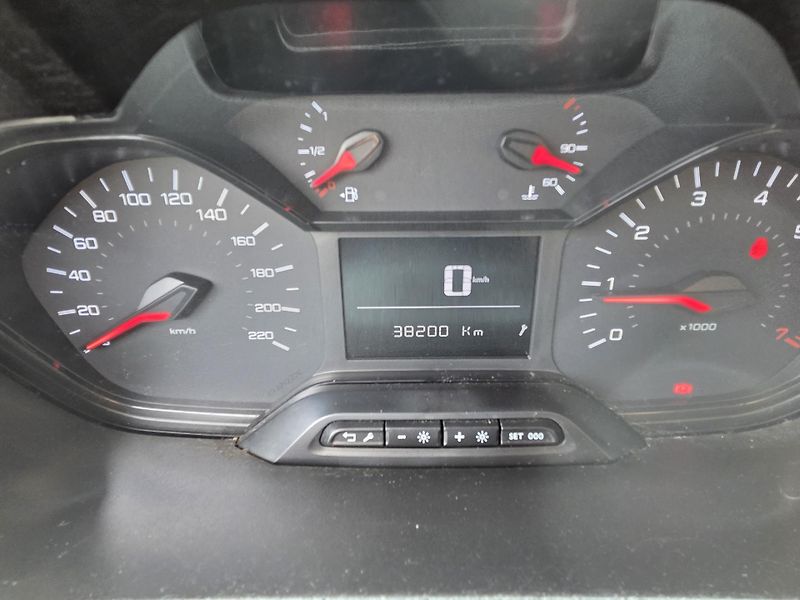 Peugeot Partner (2020) 1.5 BHDi 100 L1 ACTIVE MAN5 - fotka 13 z 21