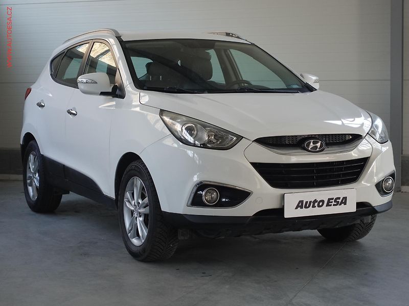 Hyundai ix35 (2012) 1.7 CRDi, AC, tempo, park - fotografie inzerátu