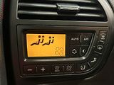 Citroën C4 Picasso (2012) 1.6VTi, AC, tempo - náhled 14