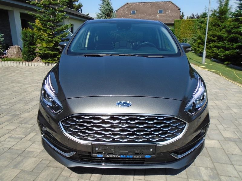 Ford S-MAX 2.0 EcoBlue 140kW 8AT Vignale - fotka 5 z 49