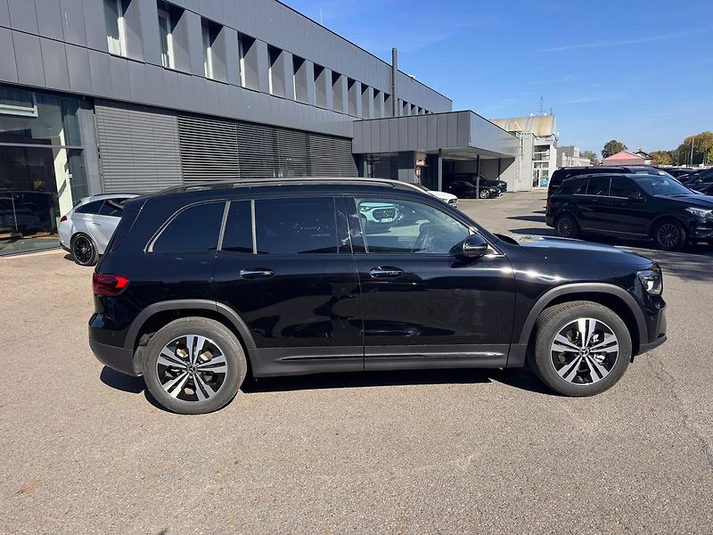 Mercedes-Benz GLB (2026) 200 d 4MATIC - fotka 8 z 22