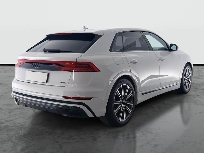 Audi Q8 (2023) 50 TDI - fotka 5 z 19