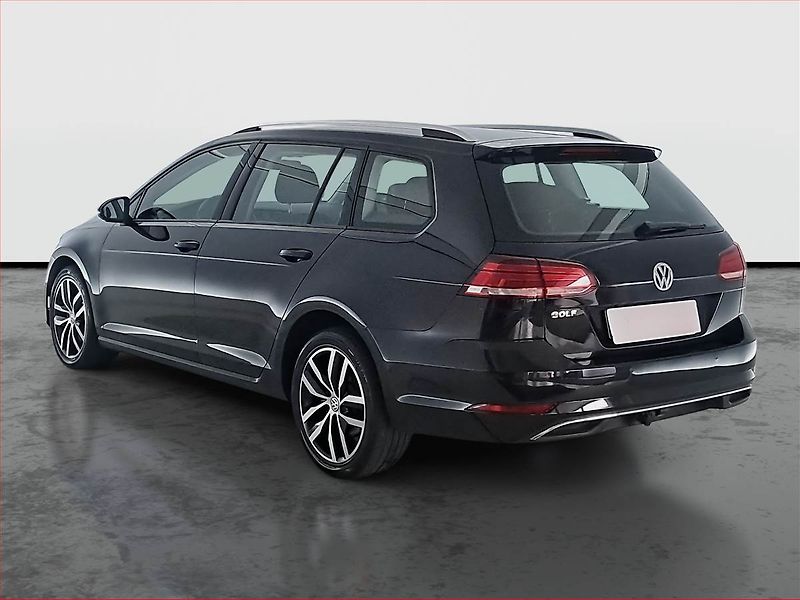 Volkswagen Golf (2019) 1.6 TDI, Kůže, Tempomat - fotka 4 z 18