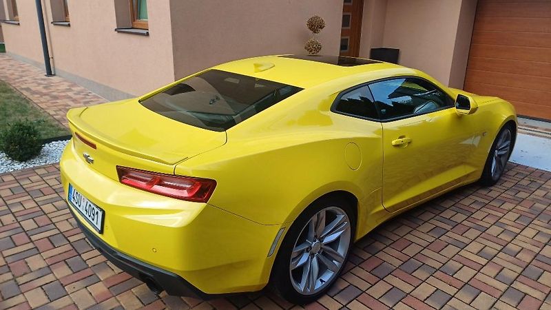 Chevrolet Camaro (2018) - fotka 16 z 16