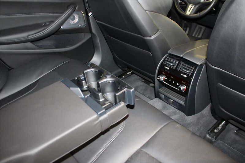 BMW M5 Competition 460kw CZ/adLED/B&W - fotka 28 z 32
