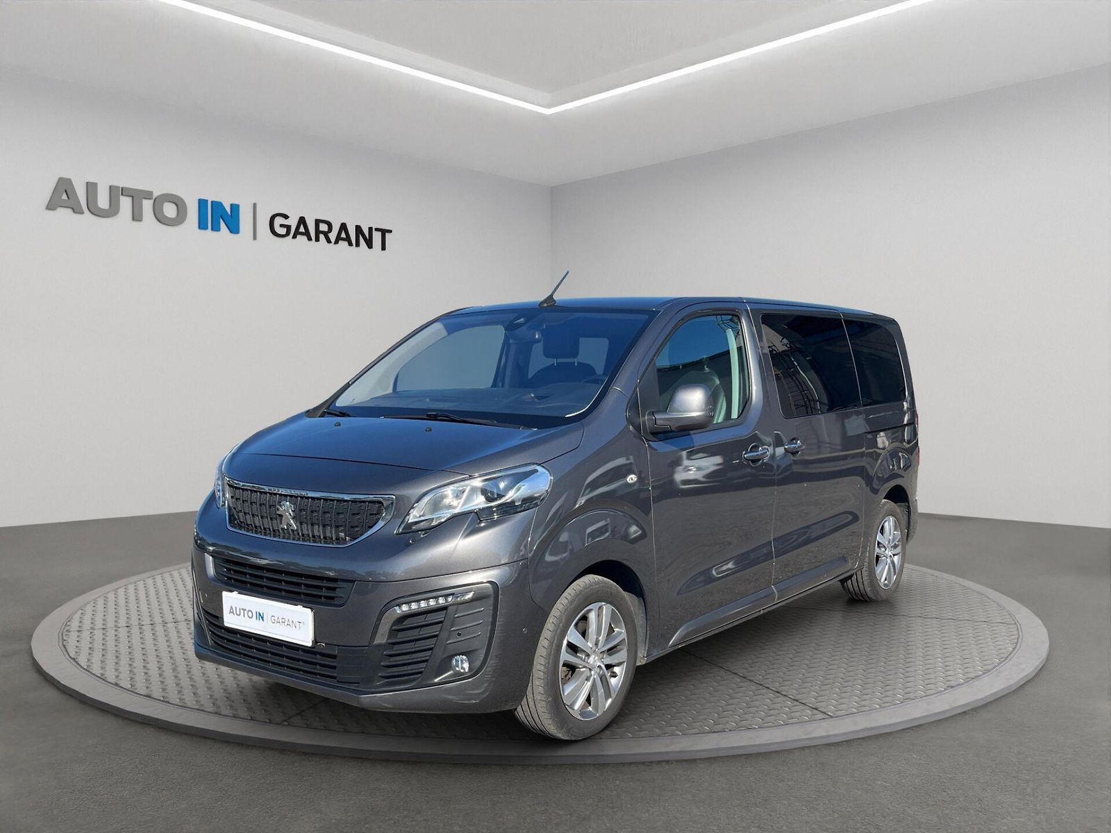 Peugeot Traveller ALLURE L2 2.0 BlueHDi 106kW, Č