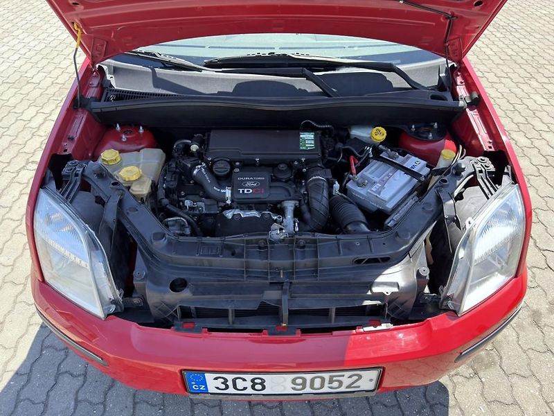 Ford Fusion 1.4 TDCi 50 kW - fotka 12 z 15