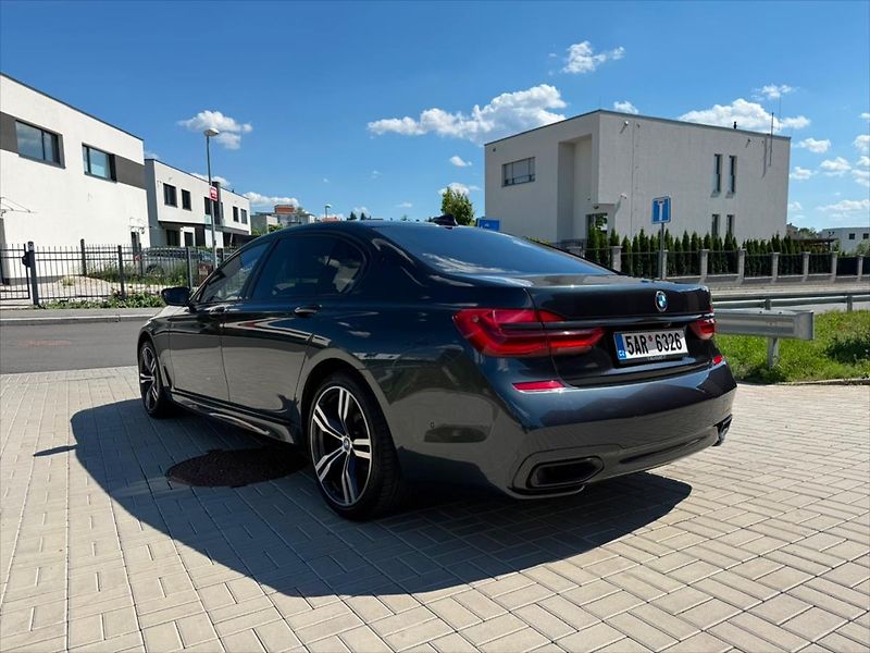 BMW Řada 7 740Ld M-Paket xDrive Panorama - fotka 4 z 20