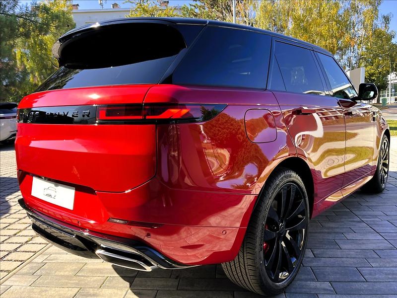 Land Rover Range Rover Sport (2026) 3,0 P460e DYNAMIC SE PHEV - fotka 10 z 38