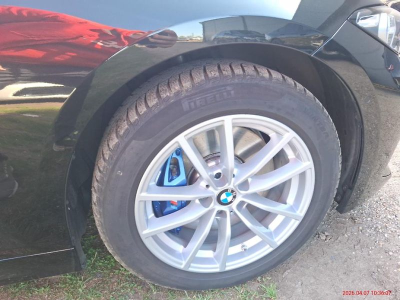 BMW Řada 3 330d xDrive Touring - fotka 18 z 19