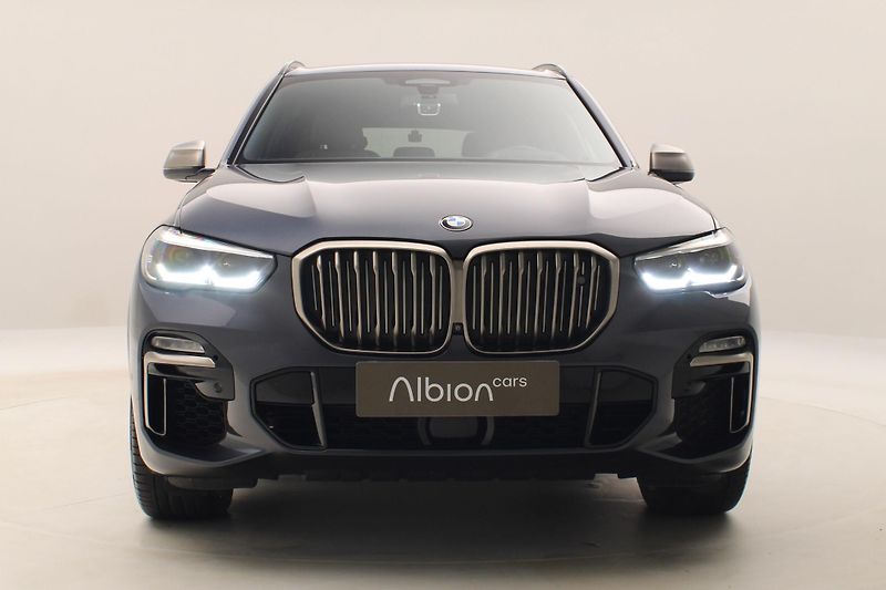 BMW X5 M50D xDrive CZ AUT REZERVACE - fotka 15 z 123