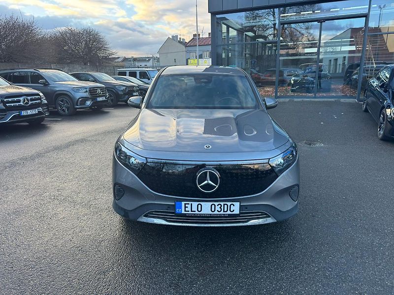 Mercedes-Benz EQB (2024) 250+ - fotka 2 z 24