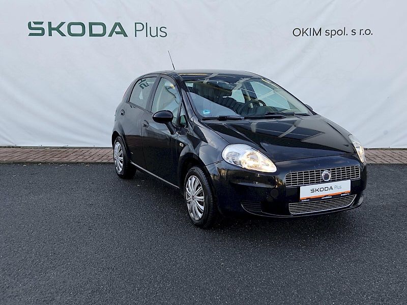 Fiat Punto (2008) 1.2 48Kw - fotka 25 z 28