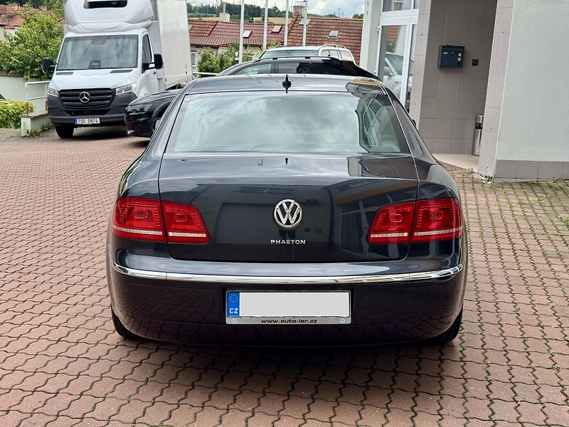 Volkswagen Phaeton (2011) 3.0TDI 176kW - fotka 6 z 22