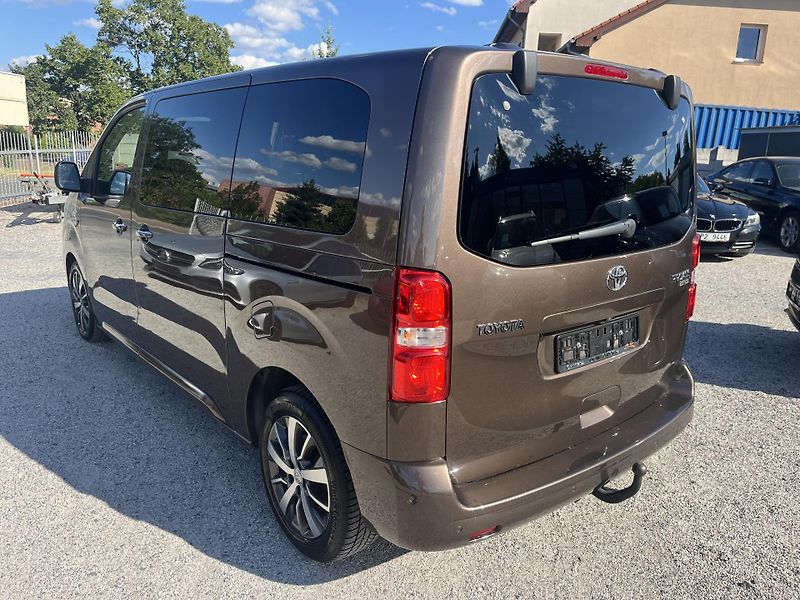 Toyota ProAce Verso (2021) 2.0D 130Kw Webasto Panorama - fotka 5 z 25