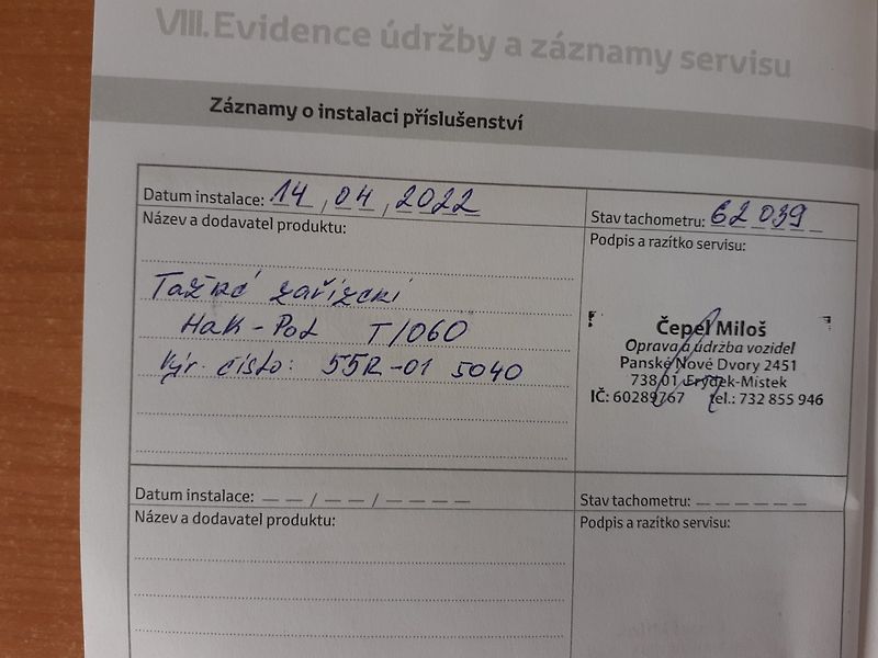Toyota Auris (2018) 1.6 i Valvematic  AUTOMAT - fotka 41 z 42