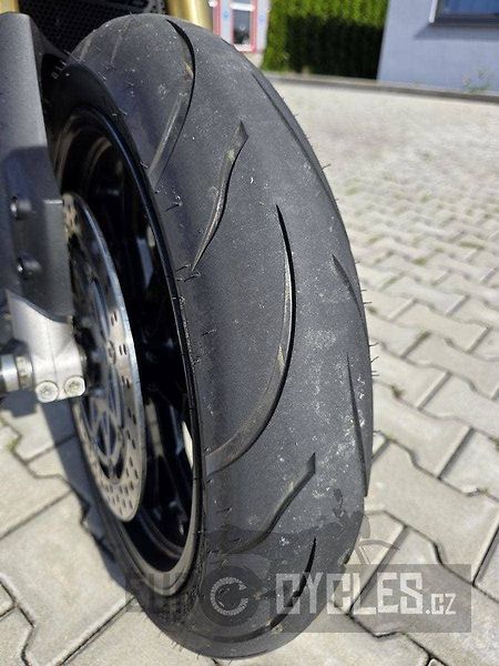Aprilia Dorsoduro 750 (2010) akce 94990 - fotka 9 z 18