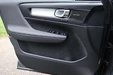 Volvo XC40 (2025) Plus, B3 Mild hybrid - náhled 17