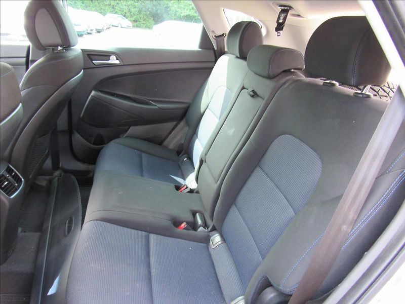 Hyundai Tucson 1,7 CRDi 85kW Nové v ČR - fotka 10 z 33