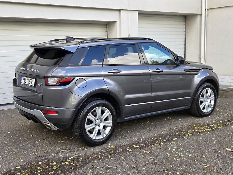 Land Rover Range Rover Evoque (2016) 2.0TD Aut 4x4 Hlučnější motor - fotka 9 z 38