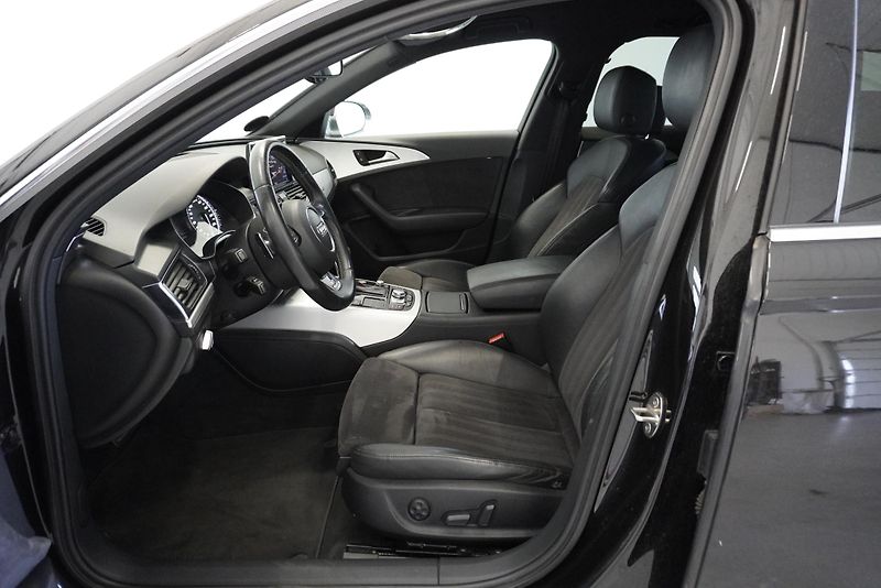 Audi S6 4.0 V8 TFSI 309kW QUATTRO  - fotka 12 z 29