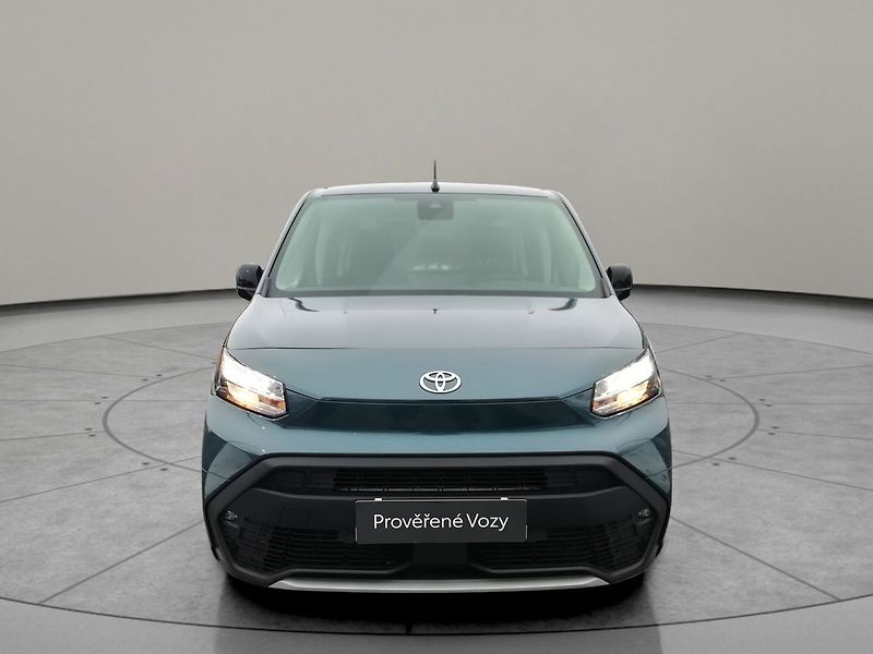 Toyota ProAce City Verso 1,5 D-4D L2 A/T Business - fotka 4 z 17