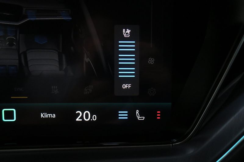 Volkswagen Touareg (2026) NEW Final Edition R Line 210kW - fotka 33 z 50