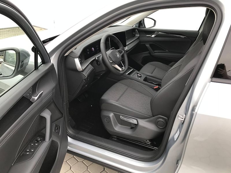 Volkswagen Tayron (2026) People 7DSG 2,0TDi - fotka 5 z 7