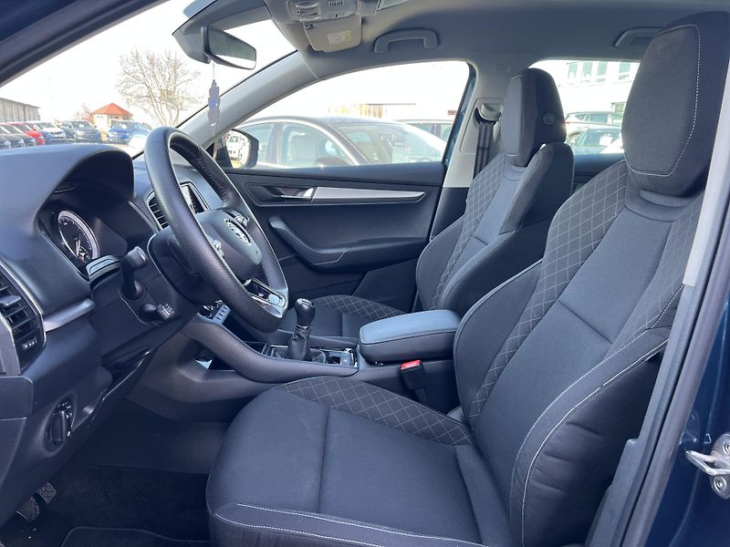 Škoda Karoq Style 1.5TSi NAVI KAMERA ALU - fotka 9 z 44