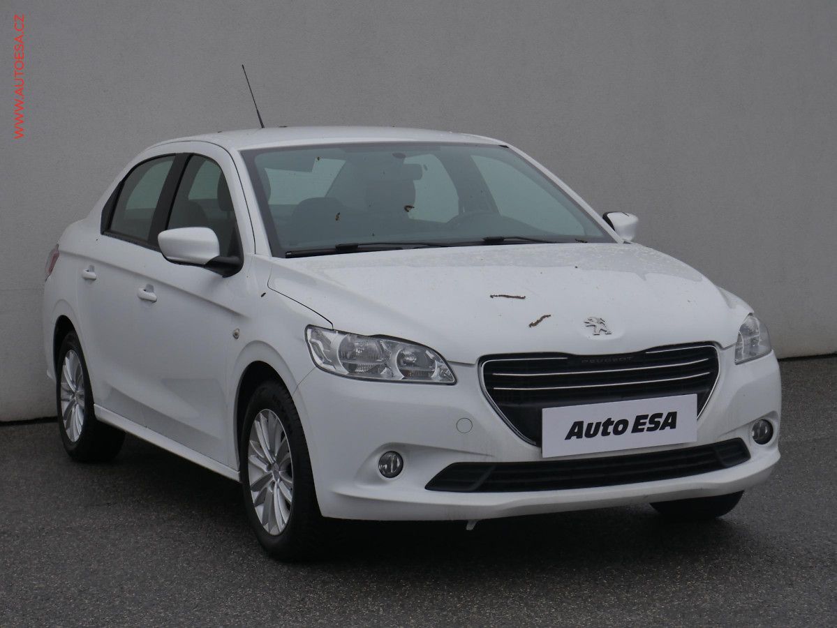 Peugeot 301 1.6 HDi, ČR, Active, park