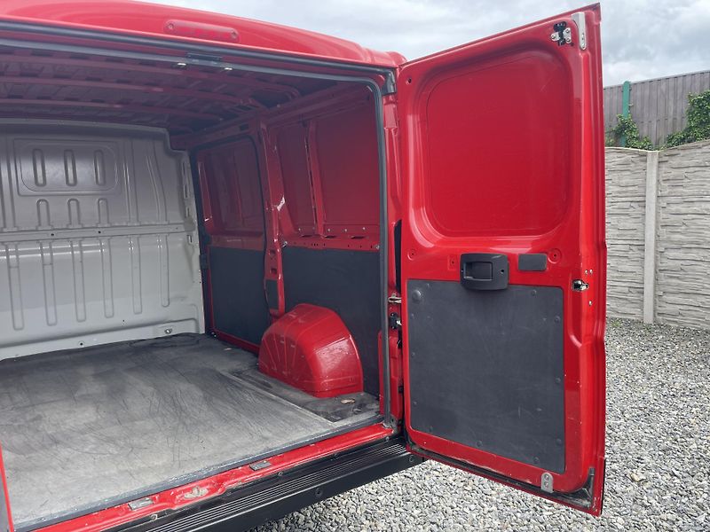 Peugeot Boxer 2.2HDi 120PS CZ DPH REZERVACE! - fotka 92 z 139