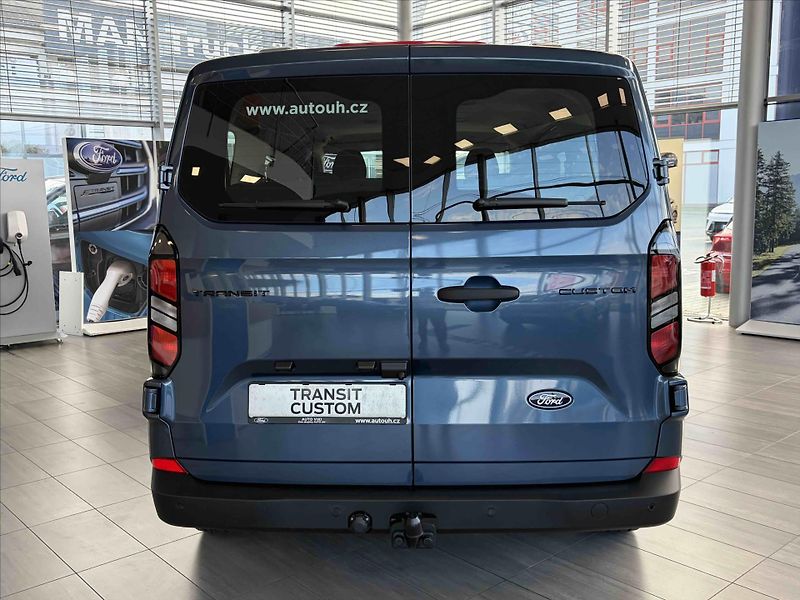 Ford Transit Custom 2,0 2.0 EcoBlue (81kW/110k)  T - fotka 6 z 13