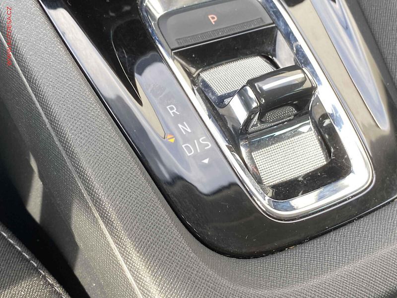 Škoda Octavia (2023) 2.0 TDi, Style, DSG, Webasto - fotka 14 z 20