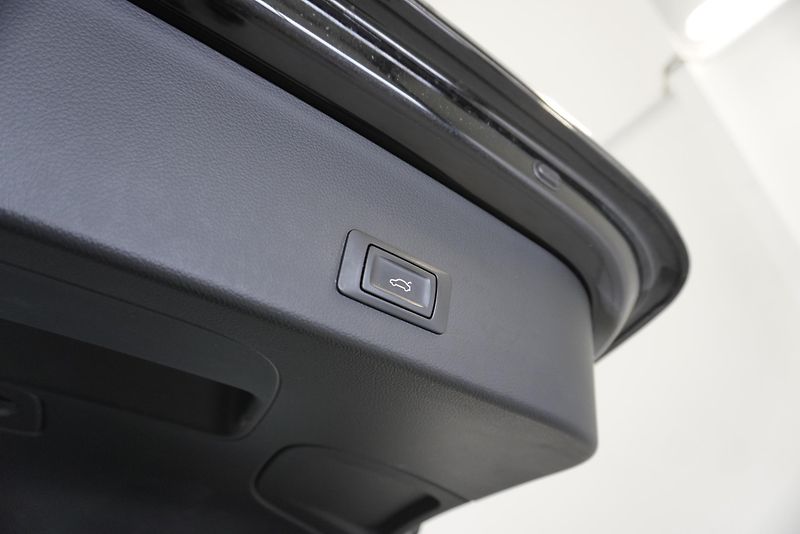 Audi A6 3.0 TDI QUATTRO S-LINE AUTOMAT - fotka 11 z 35
